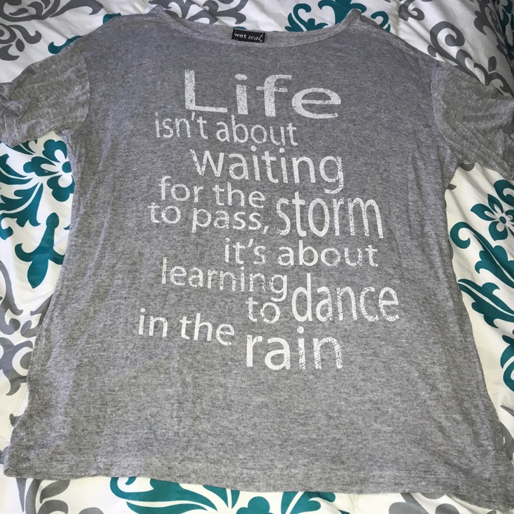 Wet seal T-shirt